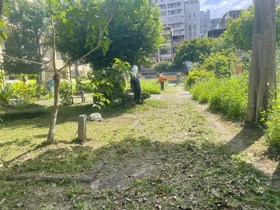 桃園割草